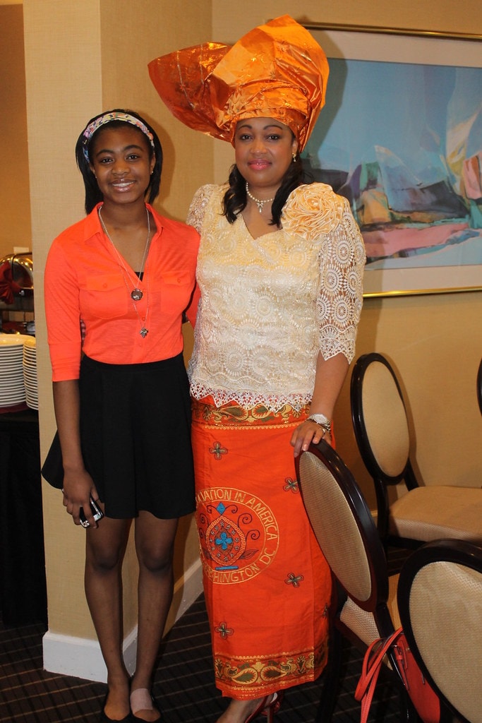 OAIA 2014 event – two members posing together